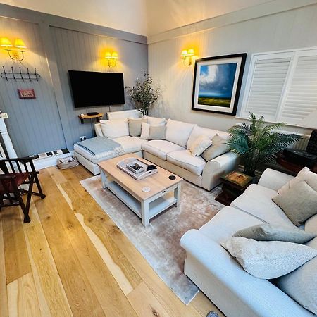 Little Woodside A Beautiful New Forest Self Contained Private Luxury Annexe ニュー・ミルトン エクステリア 写真