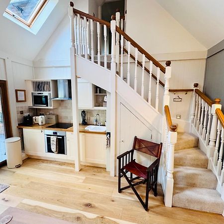 Little Woodside A Beautiful New Forest Self Contained Private Luxury Annexe ニュー・ミルトン エクステリア 写真