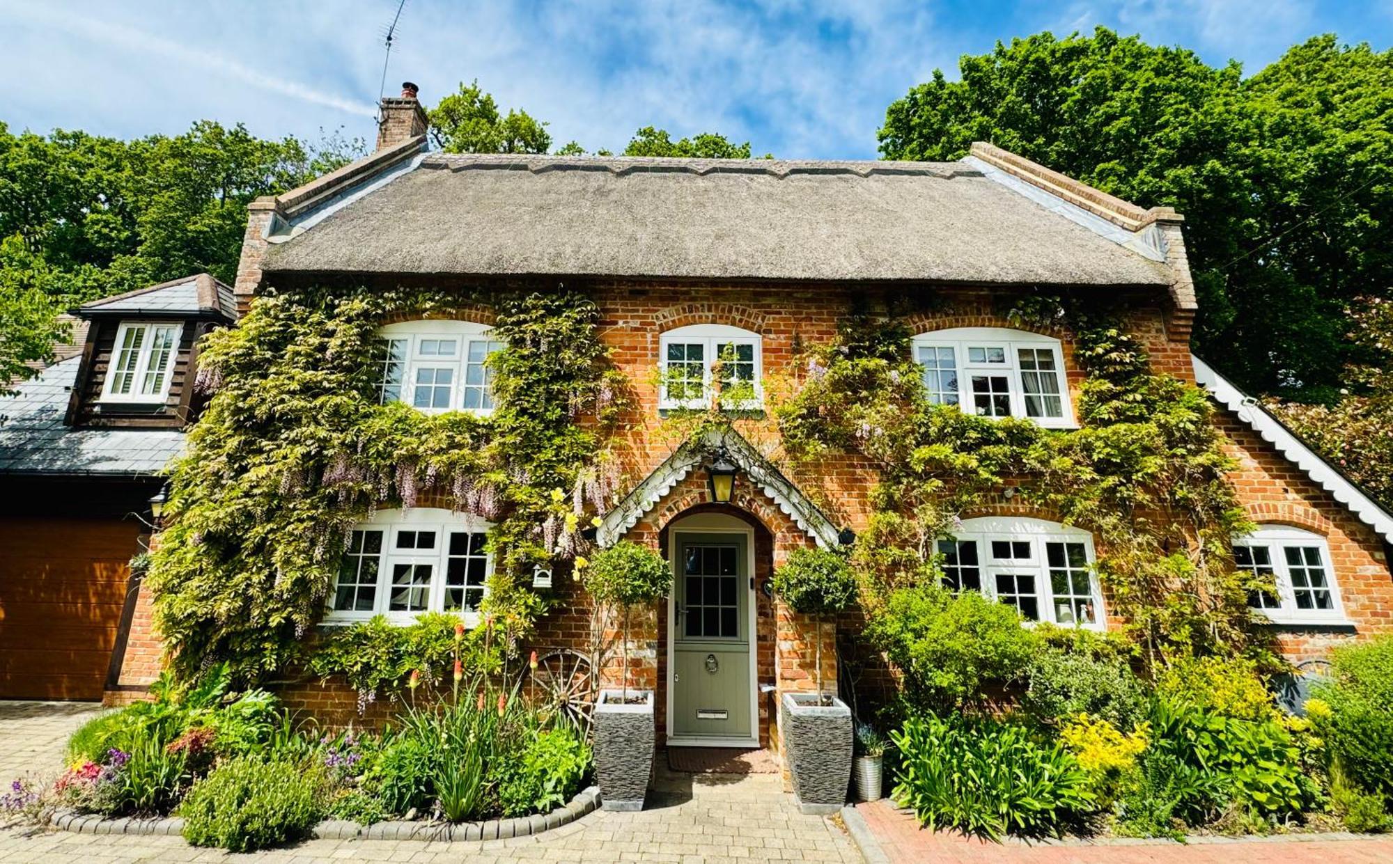 Little Woodside A Beautiful New Forest Self Contained Private Luxury Annexe ニュー・ミルトン エクステリア 写真