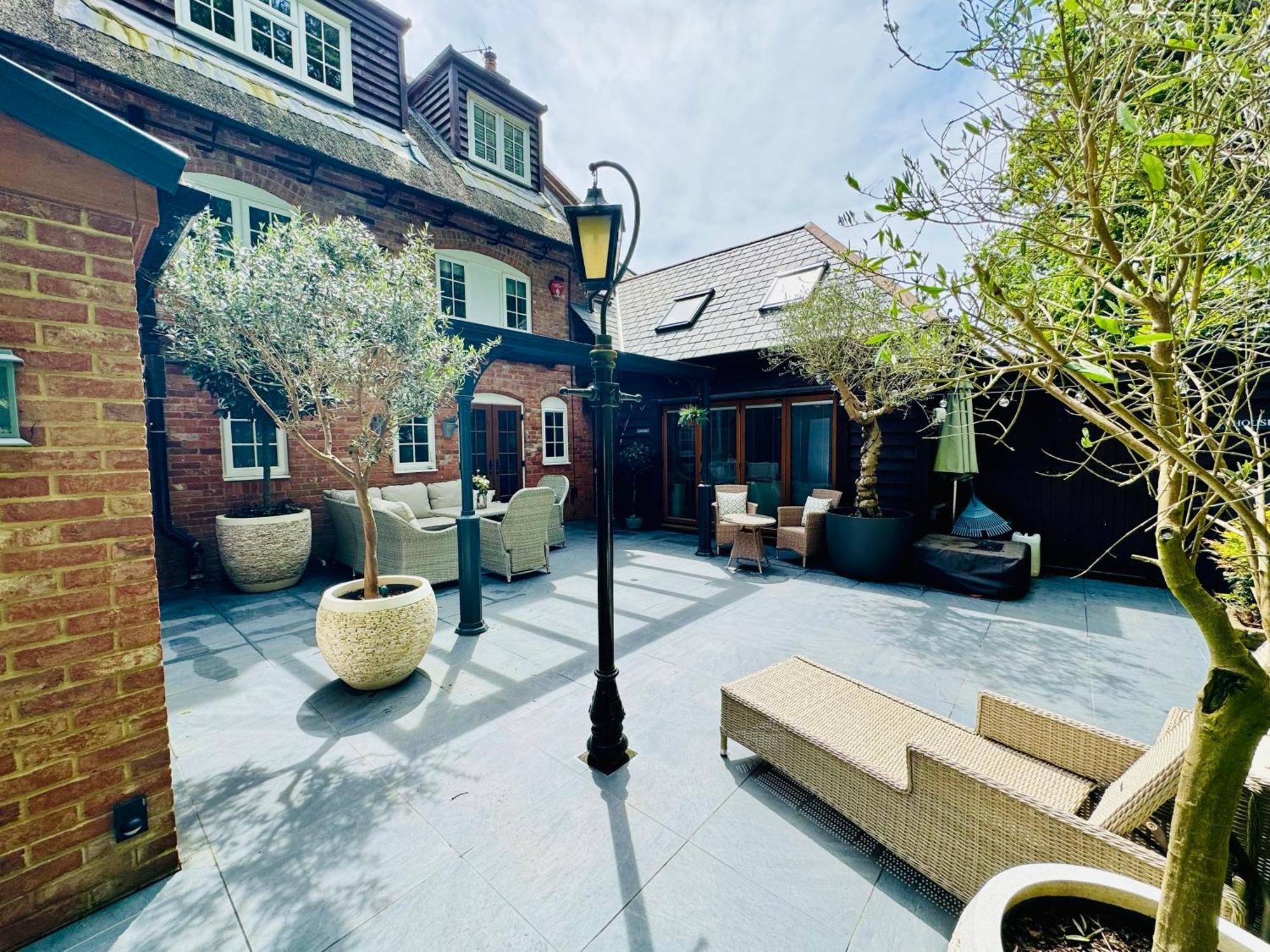 Little Woodside A Beautiful New Forest Self Contained Private Luxury Annexe ニュー・ミルトン エクステリア 写真
