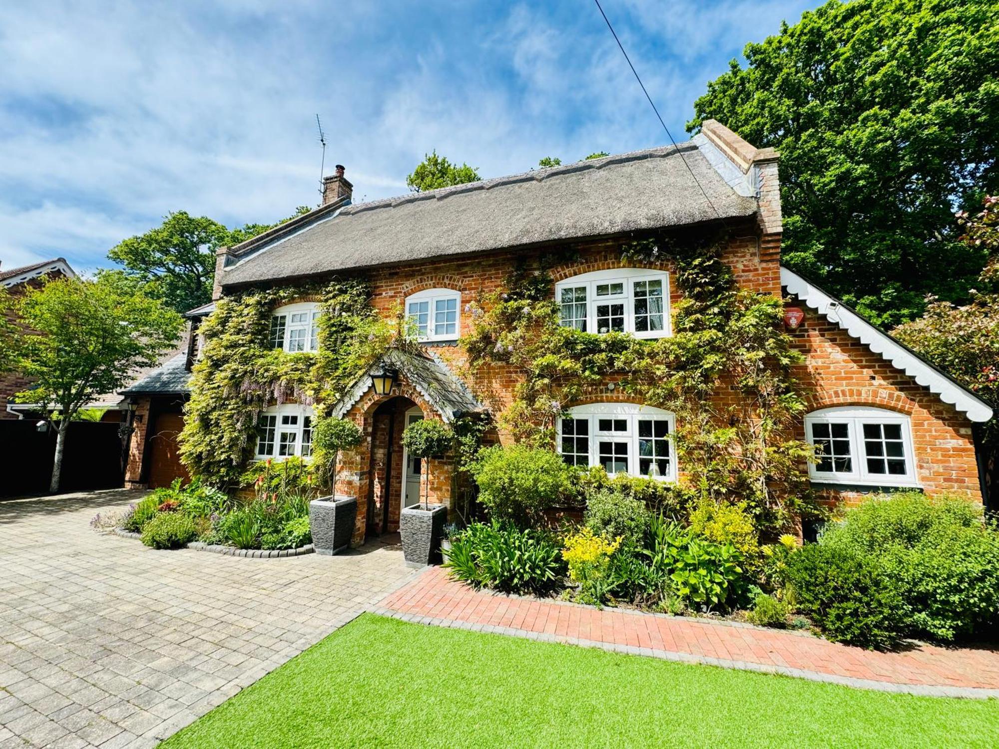 Little Woodside A Beautiful New Forest Self Contained Private Luxury Annexe ニュー・ミルトン エクステリア 写真
