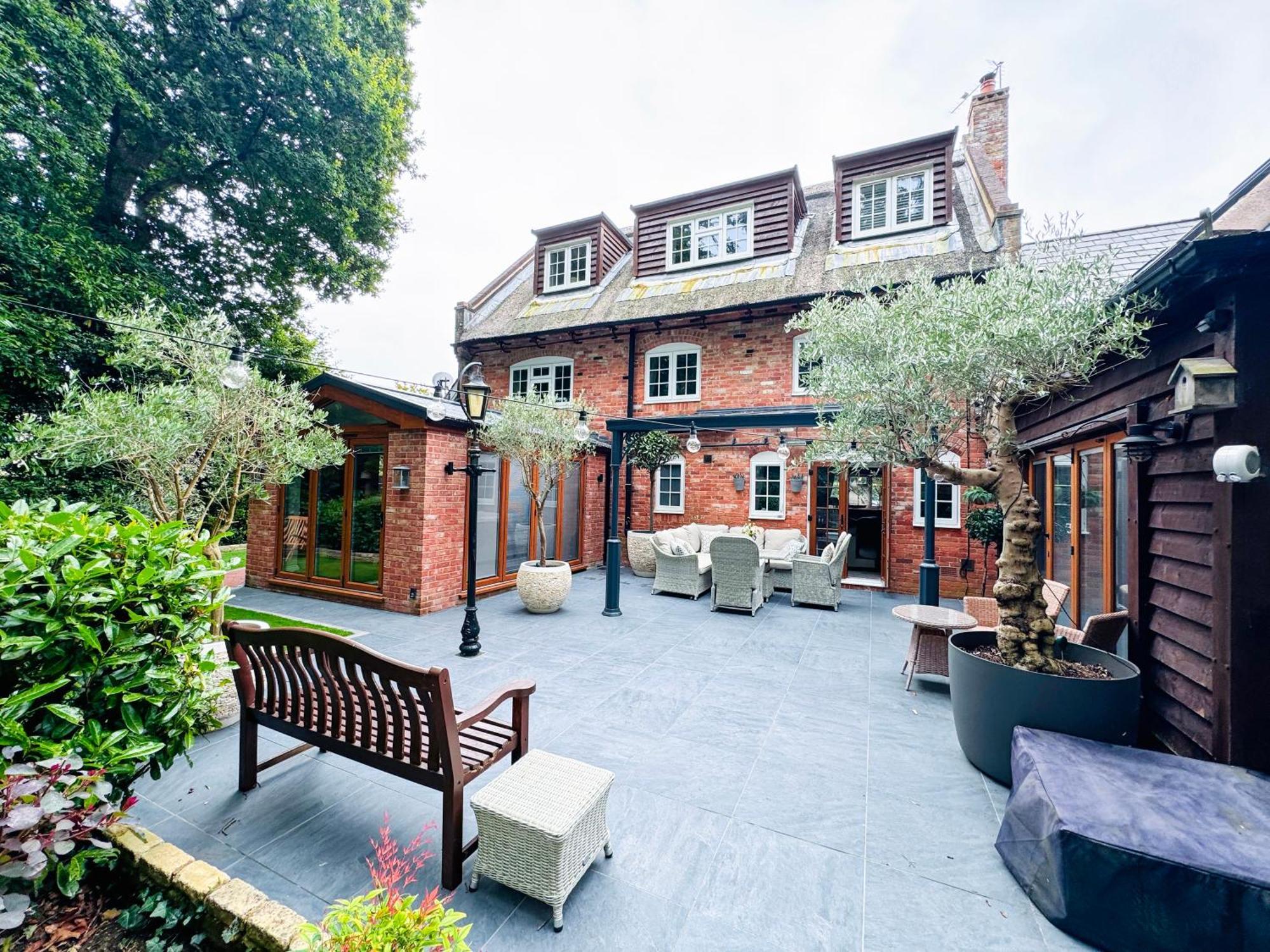 Little Woodside A Beautiful New Forest Self Contained Private Luxury Annexe ニュー・ミルトン エクステリア 写真